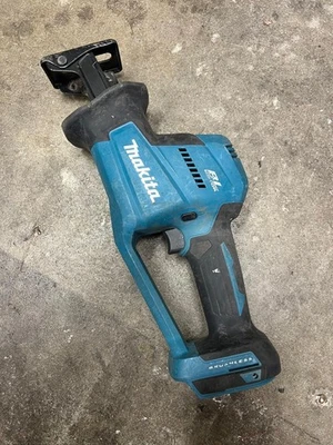 MAKITA DJR189 18VOLT CORDLESS BRUSHLESS RECIPROCATING SAW SKIN ONLY - image 1 of 4