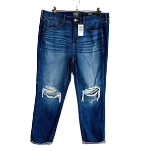 New Torrid Womans Sz 16R Jeans Blue Distressed Boyfriend Denim Mid Rise NWT  - Picture 1 of 9