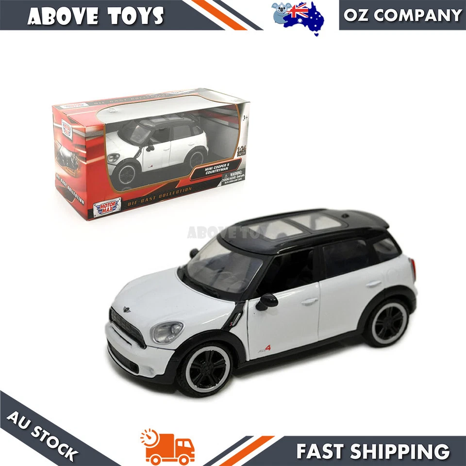 MotorMax 1:24 Scale Mini Cooper S Countryman White with Black Roof Diecast Toy - Image 1 of 4