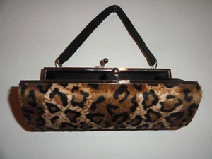 CUTE LEOPARD PRINT PURSE-8" X 21/2"-BRAND NEW - Picture 1 of 2