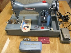 Collectors White Japan Rotary Sewing Machine E-6354 Teal Retro Turquoise - Picture 1 of 15
