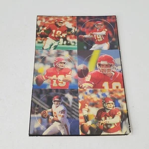 Juego de tarjetas sin perforar de colección de los Kansas City Chiefs mariscal de campo Joe Montana Pogs década de 1990 - Imagen 1 de 9