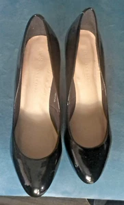 M&S INSOLIA BLACK PATENT FAUX LEATHER 3.25" HEEL COURT SHOES UK 5.5 WIDE FIT VGC - Picture 1 of 8