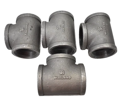 Lot of 4 Threaded Pipe Fitting Reducing Tees Melleable Iron Black 3" 150# - Image 1 of 4