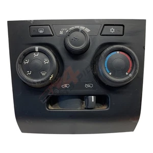 2012 Isuzu Dmax Eiger Heater Control Panel 2012-2021 - Picture 1 of 9