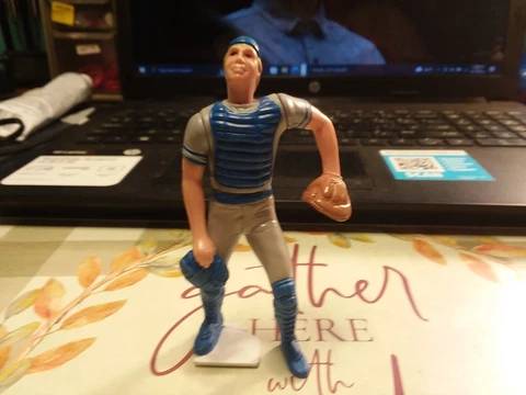 1988 SLU B.J. Surhoff Figure - Brewers Cover
