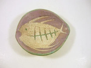 GORKA LIVIA, VIOLET RETRO BOWL WITH FISH FIGURINE, 1950'S ART POTTERY ! (G385) - Picture 1 of 7