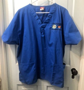 Dickies Scrubs Short Sleeve XL V Neck Pull-Over Top Dog & Cat FREE-SHIP - Picture 1 of 4