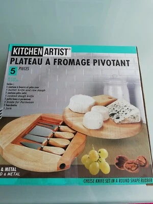 Plateau à fromages bois kitchen artist avec 5 couteaux, neuf  - Photo 1/3