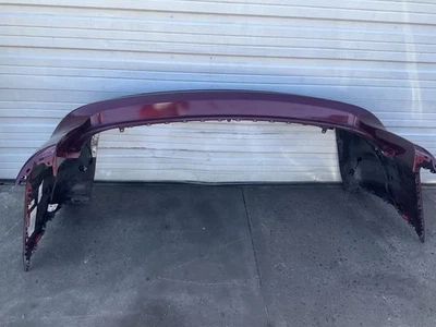 17-24 Chrysler Pacifica Rear Bumper Cover w/ Park Assist & Blind Spot Q Foto 1 de 4