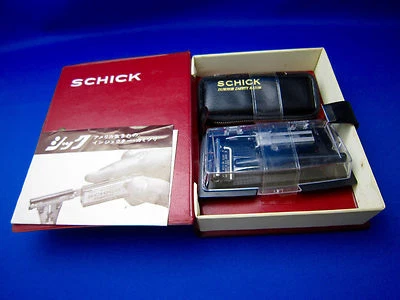 SCHICK Vintage WORLD TRAVELLER SHAVING KIT Made In U.S.A. UNUSED MINT CONDITION - Image 1 of 4
