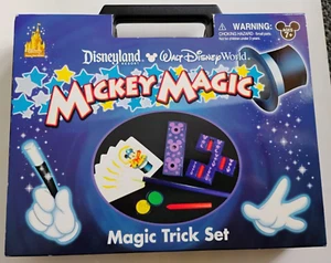 DISNEYLAND RESORT WALT DISNEY WORLD MICKEY JUEGO DE TRUCOS DE MAGIA NUEVO - Imagen 1 de 3