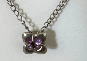 Vintage PURPLE Crystal Rhinestone Center on Silver Tone Pendant Chain Necklace - Picture 1 of 3