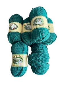 Lion Brand Wool Ease 5 + Skeins Lot Hunter Green Sprinkles Wool Blend 197 Yards - Picture 1 of 9