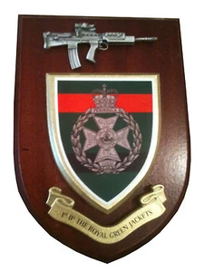 1 placa de pared militar de regimiento de chaquetas verdes reales RGJ + peltre SA80 - Imagen 1 de 1