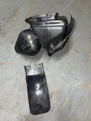 Suzuki RM85 2006 caja de aire y filtro de aire Foto 1 de 4