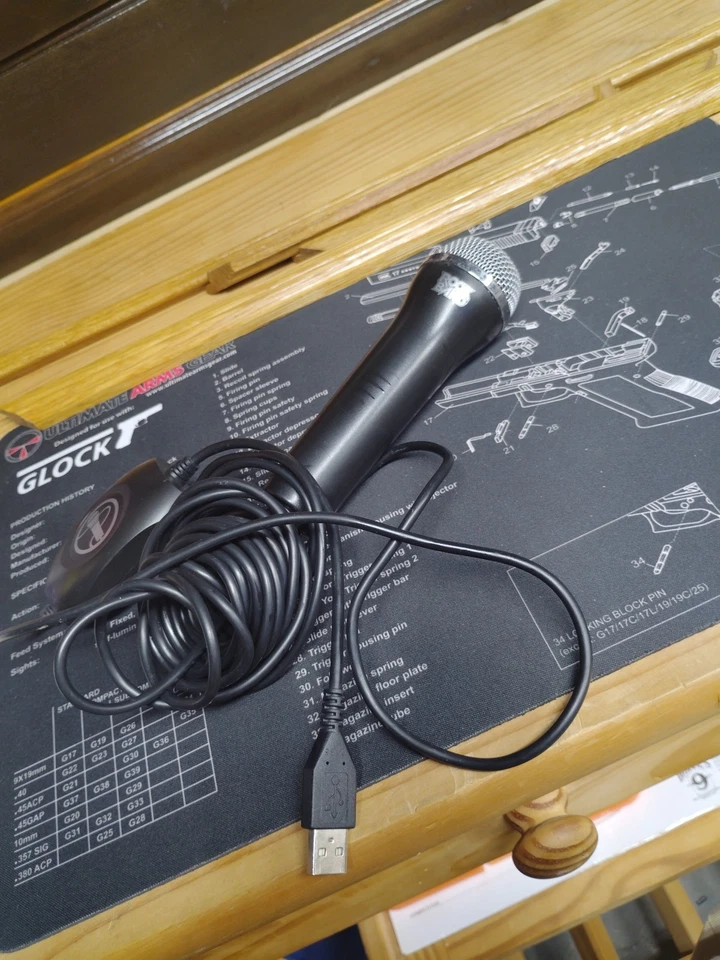 Micrófono USB Original Rock Band Logitech UR20 (Xbox 360, PS2, PS3, Wii) Foto 1 de 1