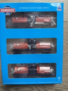 HO SCALE Athearn Roundhouse 3 PACK HOOKER CHEMICAL TANK CARS 1402-1405-1407 - Picture 1 of 2