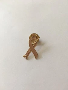 Pink Ribbon Golf Club Lapel Pin Breast Cancer Awareness   ^ - Picture 1 of 6