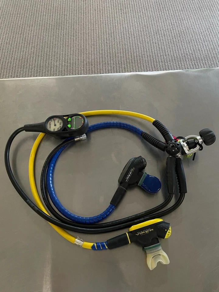 Dacor Viper 1st & 2nd Stage w/ Octo & Aeris Atmos 100s Dive Computer (Dive Gear) - Image 1 of 4