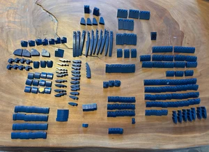Lego Lote a Granel de 255 Pendientes Azul Oscuro Variedad 1x2 2x2 3x1 3x2 Curvo Invertido - Imagen 1 de 6