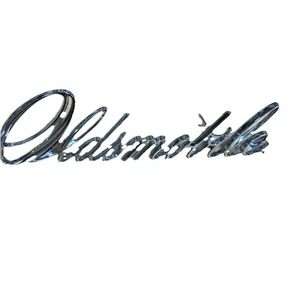 Vintage Oldsmobile front grill nameplate - Picture 1 of 2