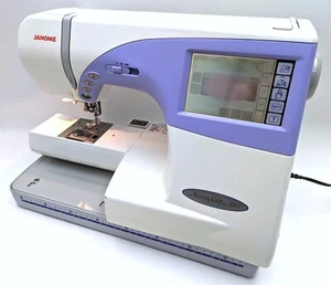 Janome Memory Craft 9500 Computerized Embroidery Sewing Machine MC9500 - Tested - Picture 1 of 23