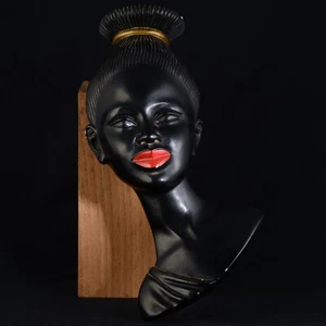 Sculpture murale Buste en plâtre représentant une femme de 27,5 cm 1950 #C005.8 - Picture 1 of 4