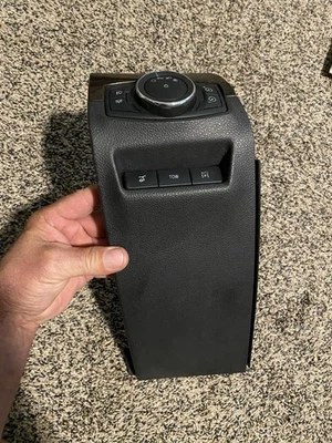 Interruptor de faros Ford Explorer 2011-2017 con molduras de madera OEM Foto 1 de 4