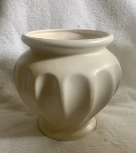Vintage White McCoy Ribbed Footed Vase Pedestal Planter 8 Inch - Picture 1 of 7