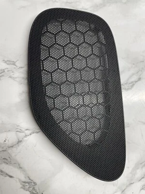 SAAB 9-3 AERO VECTOR SPORT 2008 SPEAKER COVER TRIM N/S PASSENGER SIDE 12801533 - Image 1 of 4