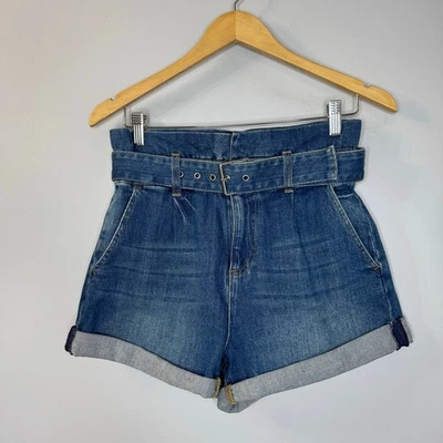 Shorts jeans ALICE AND OLIVIA bolsa de papel com cinto alecrim céu azul tamanho 27 - Imagem 1 de 4