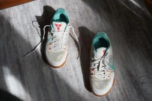 Größe 10,5 KOBE XI Nike weiß türkis Gummisohle - Bild 1 von 5