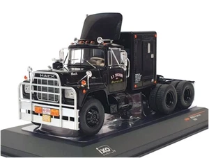 Ixo 1/43 Scale Diecast TR100 - Mack R Series Truck - Black - Picture 1 of 5