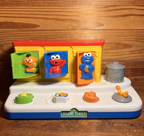 Sesame Street Workshop Pop Up Toy Poppin Pals Musical Singing 2004 Mattel WORKS Cover