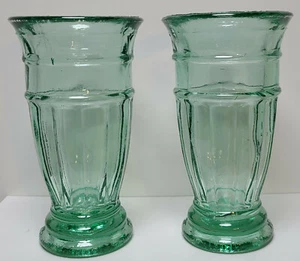 Set of 2 ~ Clear Green Milkshake ~ Sundae ~ Float ~ Glasses 10oz. - Picture 1 of 5