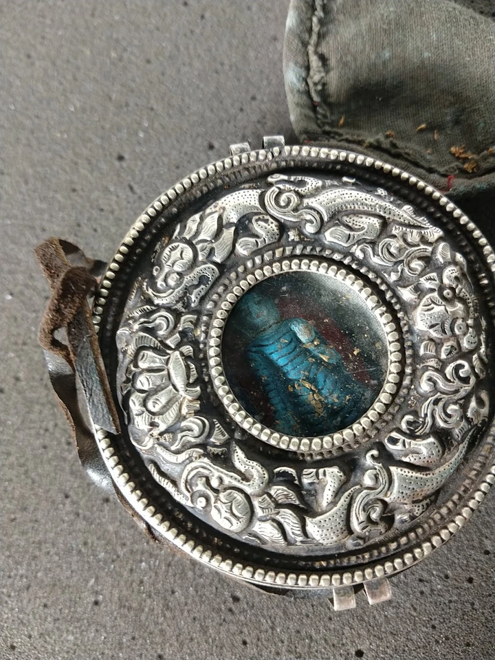 Antigua caja Ghau turquesa plata tallada tibetana (e) Foto 1 de 4