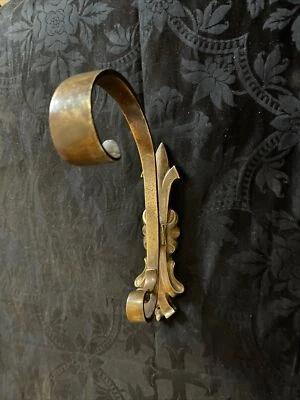 Portemanteau, bronze ancien. - Photo 1/4