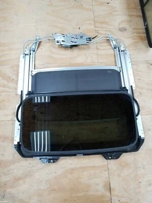 2004-2008 Acura TSX Sunroof Assembly Motor Frame Glass Track Guide OEM - Image 1 of 4