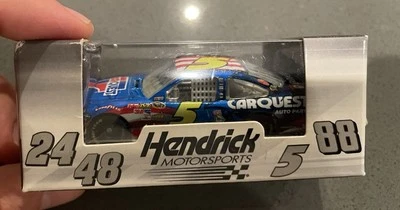 Mark Martin #5 Carquest/Honoring Soldiers Chevy - 2010 1/64 Scale - Image 1 of 4