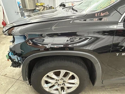 Левое крыло для Chevrolet Traverse 2018–2023 годов выпуска - Изображение 1 из 4