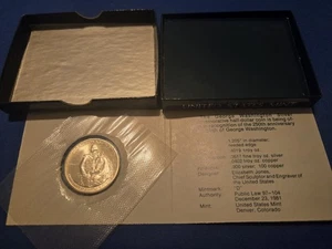1982 s 90% silver uncirculated George Washington Commemorative Half Dollar - Picture 1 of 4