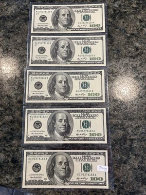 FIVE (5) 2006 - $100 Dollar Bills Consecutive Numbers - Image 1 of 2