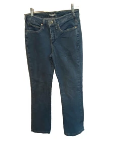 Lee Boot Cut Blue Jeans Denim Lower On the Waist Back Pocket Design Size 6 - Picture 1 of 4