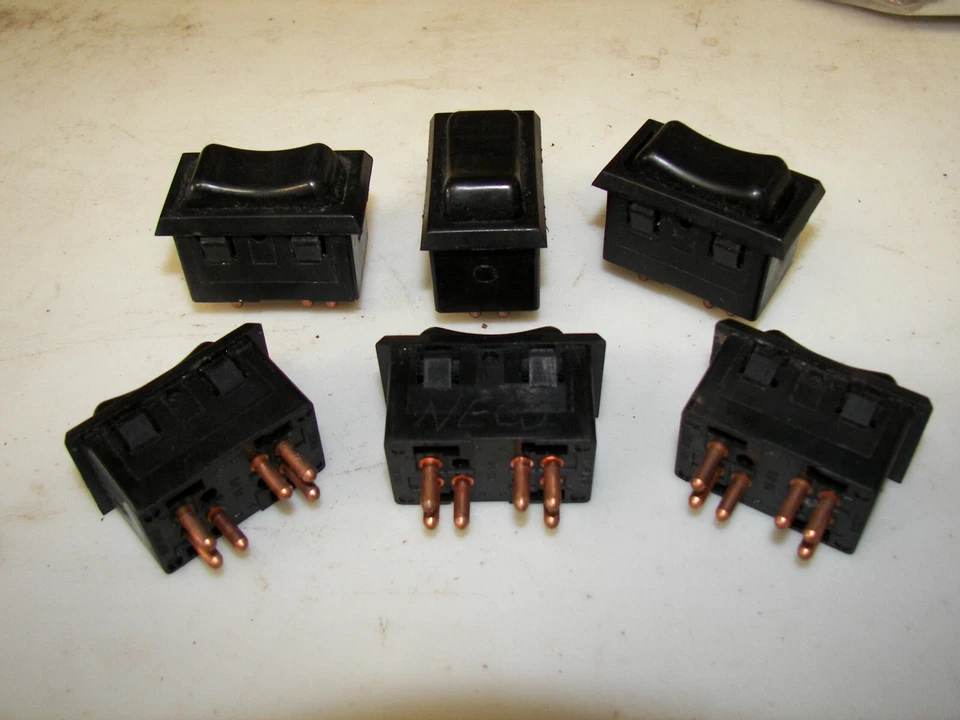 Interruptor de ventana Jaguar XJ6 Serie III Lucas 152A Foto 1 de 2