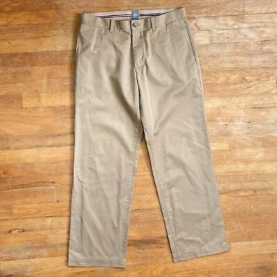 Calça GAP Masculina Cáqui Tamanho 32x32 Sarja Algodão Frente Plana Ajuste Relaxado - Imagem 1 de 4