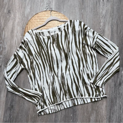 Garnet hill silk & cotton olive green zebra artsy stripe boxy sweater women’s S - Image 1 of 4