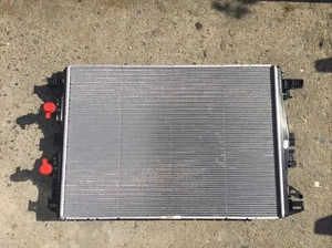 Radiator Mopar 68453306AA - Picture 1 of 2