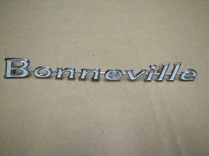 Bonneville 1967 emblema del panel trasero trasero - Imagen 1 de 1