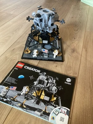set vaisseau lego 10266 nasa Apollo 11 Lunar lander On a marché sur la Lune Lego - Photo 1/4